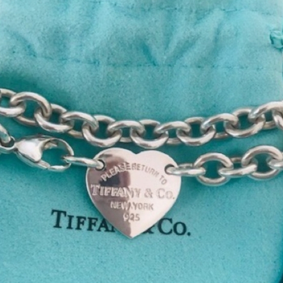 Tiffany & Co. Jewelry - TIFFANY & CO. HEART TOGGLE NECKLACE